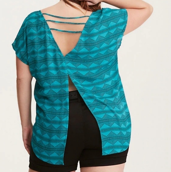Torrid Diamond Print Strappy Georgette Top - Picture 3 of 8